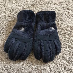 Black Fuzzy North Face Gloves